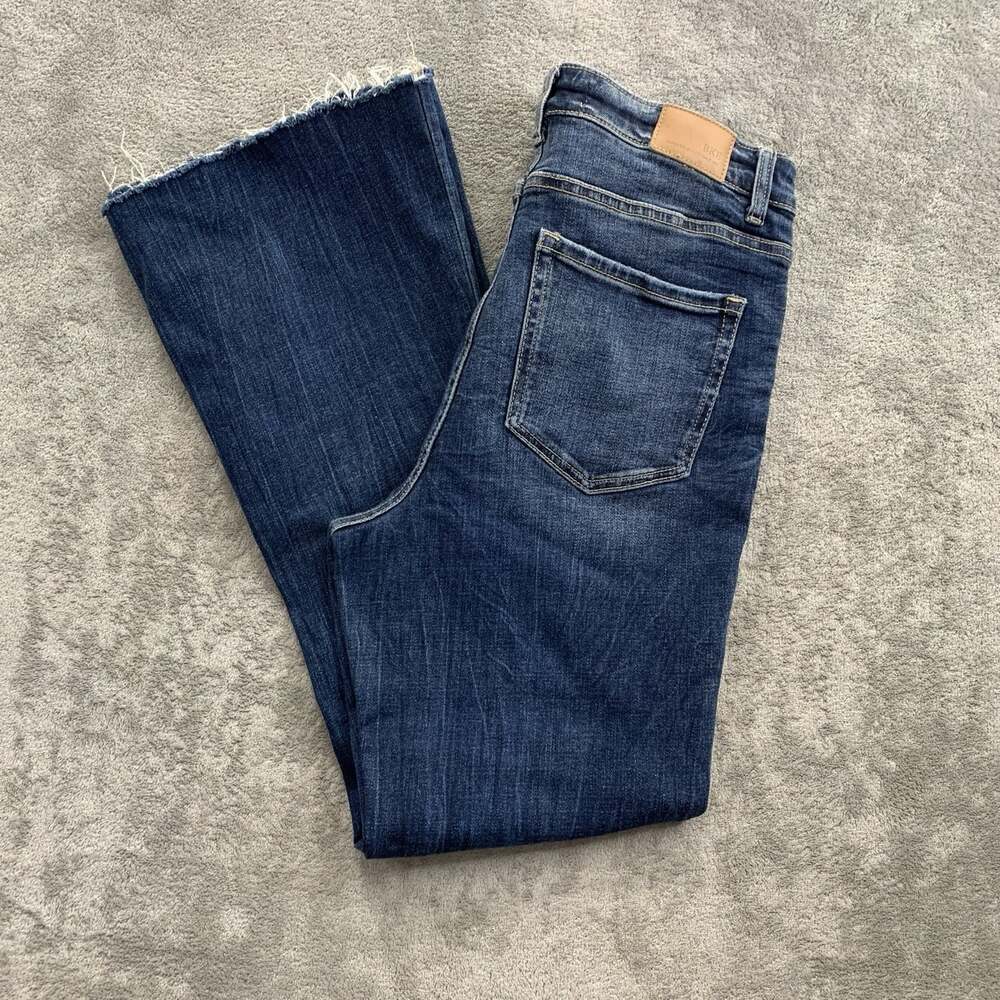 BKE Jeans Women's Size 30 Blue Wash Billie Slim High Rise Flare Raw Hem Denim